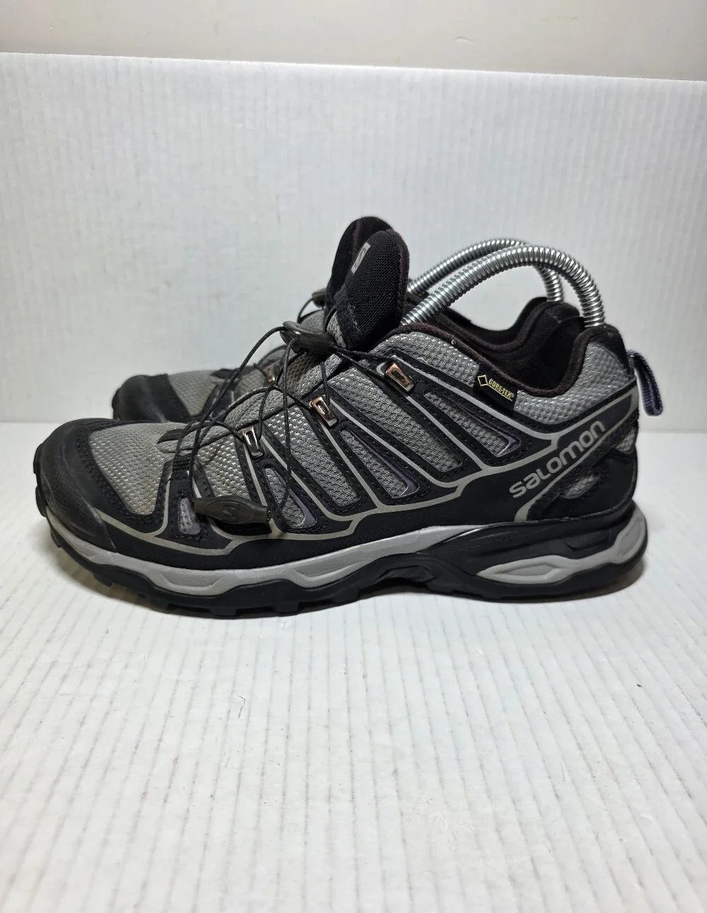 Salomon X Ultra 2 Women's Size 7.5 Trail Running Shoes Dark GrayBlack